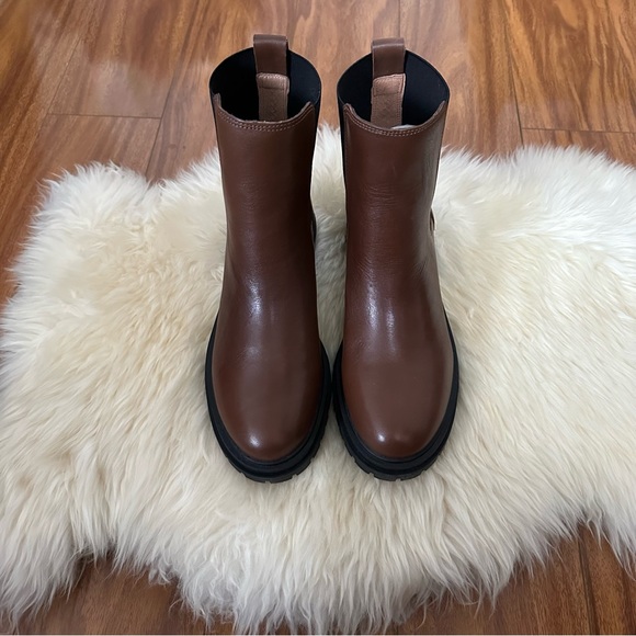 🆕 Madewell The Bradley Chelsea Lugsole Boots in Stable Brown - Picture 5 of 7
